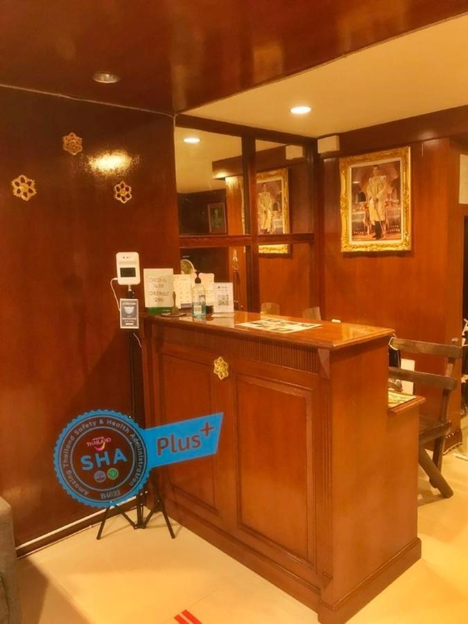 Le Tanjong House Hotel Patong Exterior photo